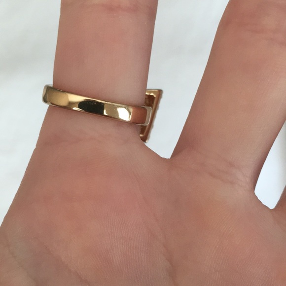 Rhinestone Bow Ring - Picture 5 of 5